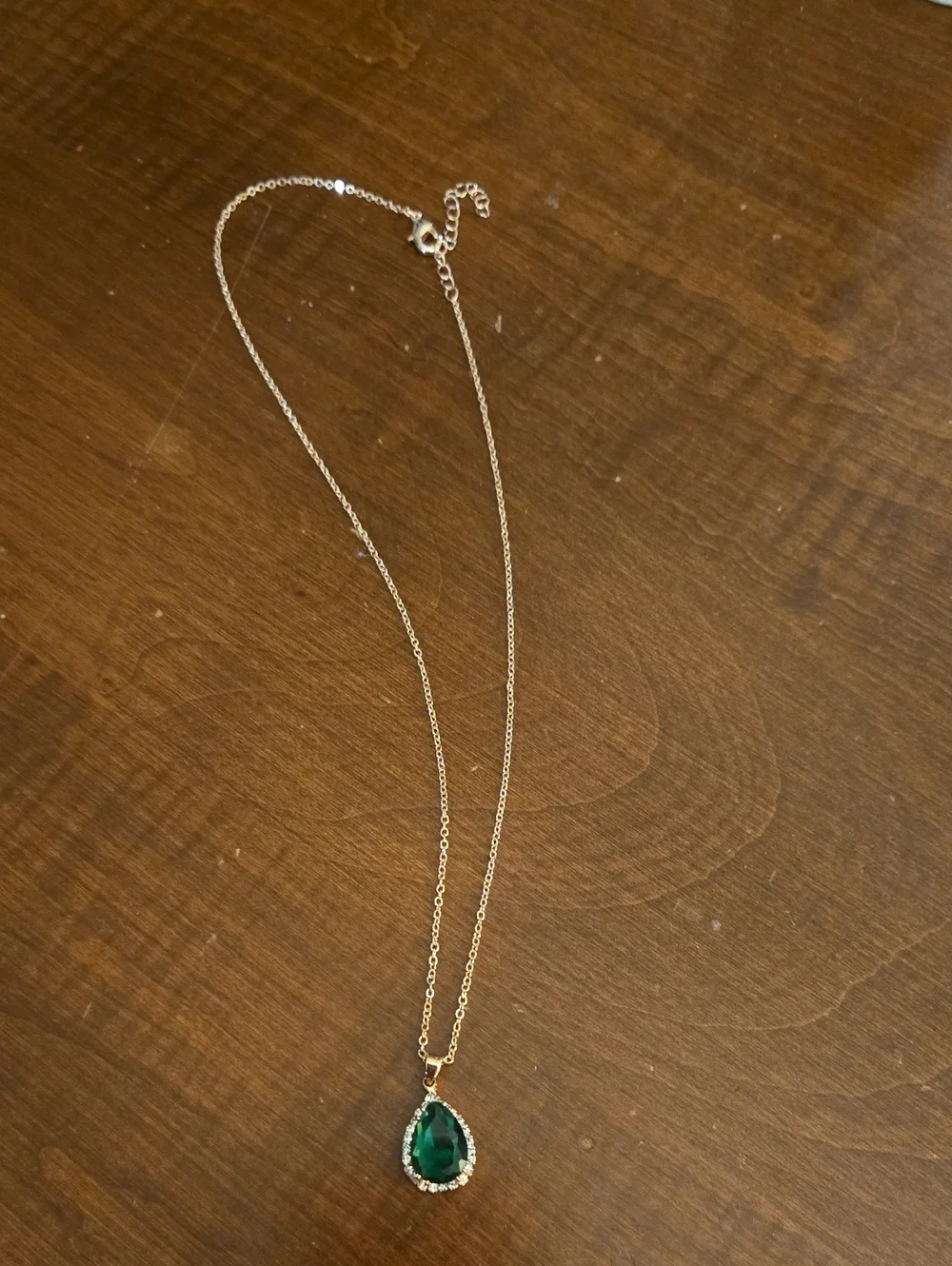 N/A beautiful necklace